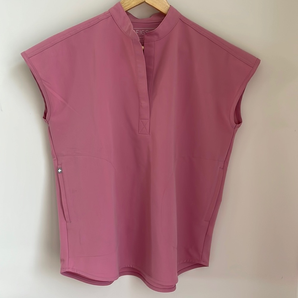 Figs Chalk Pink Rafaela™ Oversized Scrub Top